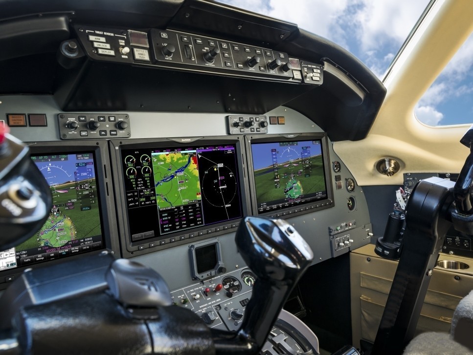 Garmin's all-glass G5000 flight deck upgrade for private jets