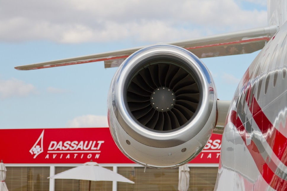 Dassault Falcon 2000LX - Evren Kalinbacak Edit Use Only