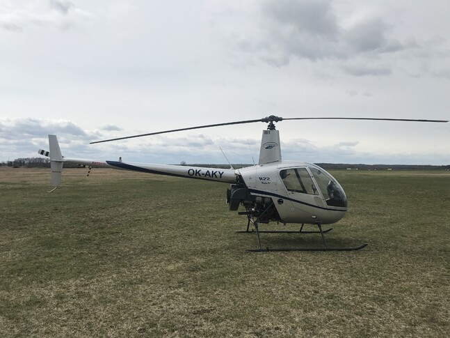 Robinson R22 Beta II Cabin