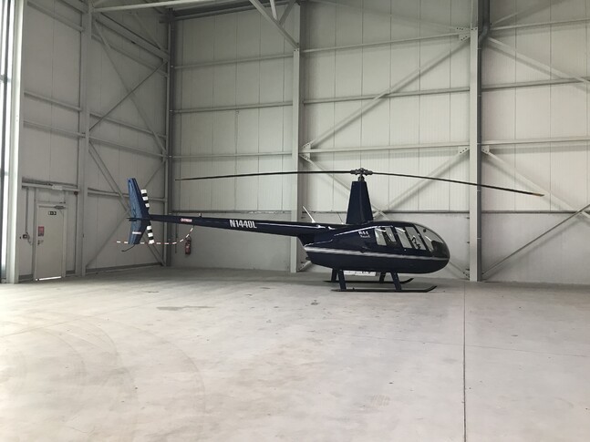 Robinson R44 Exterior