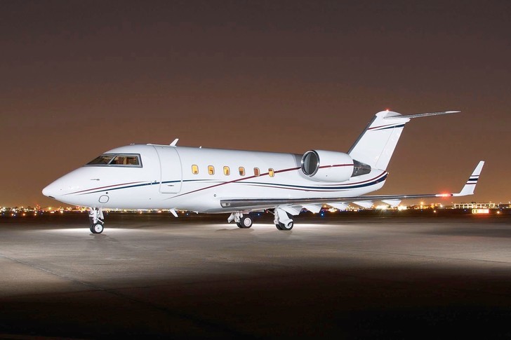 Bombardier Challenger 601-3R Exterior