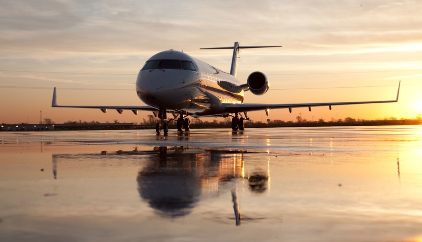 Bombardier Challenger 850 Exterior