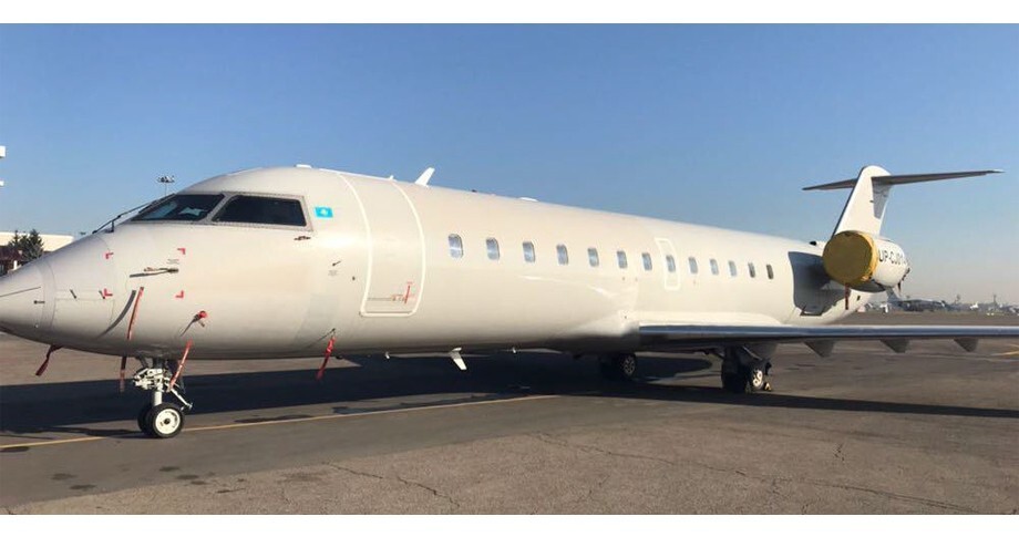 Bombardier Challenger CRJ-200LR Exterior