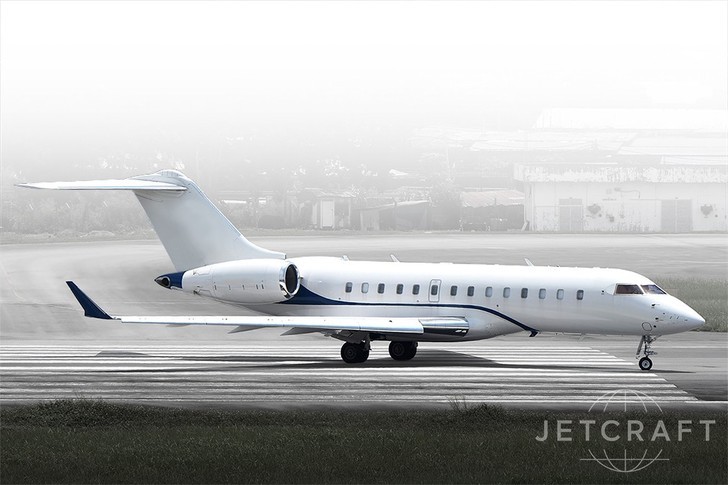 Bombardier Global 5000 Exterior