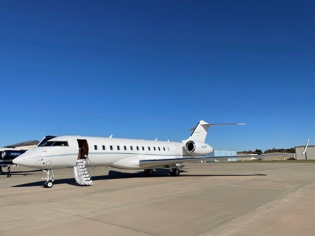 Bombardier Global 6500 Exterior