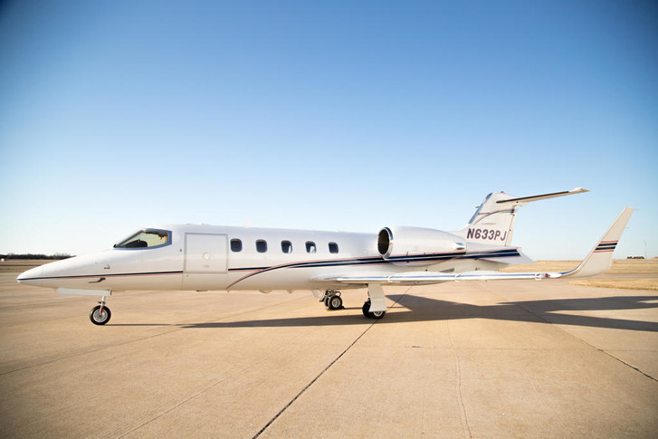 Bombardier Learjet 31A Exterior