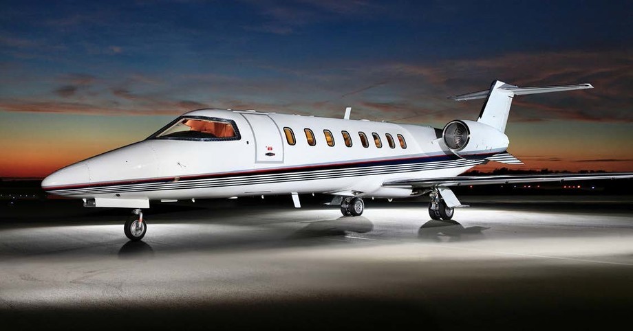 Bombardier Learjet 45 Exterior