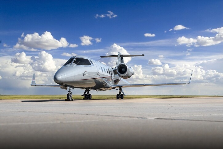 Bombardier Learjet 60XR Exterior