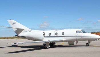 Dassault Falcon 10 Exterior