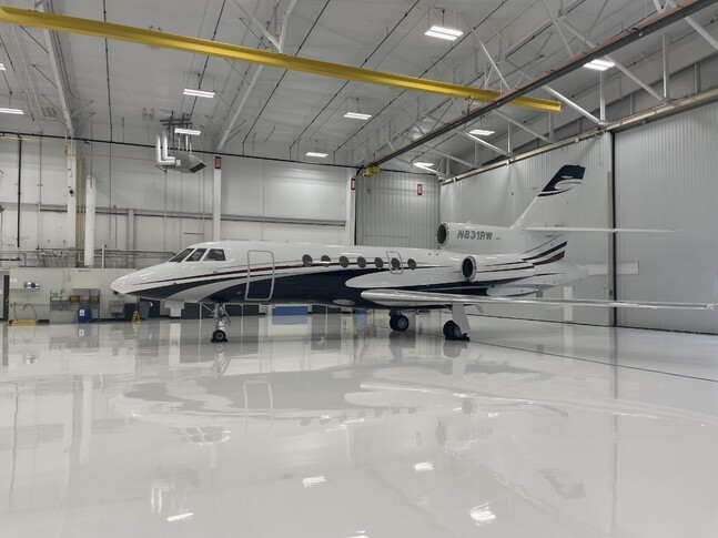 Dassault Falcon 50-40 Exterior