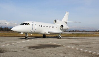 Dassault Falcon 900DX Exterior