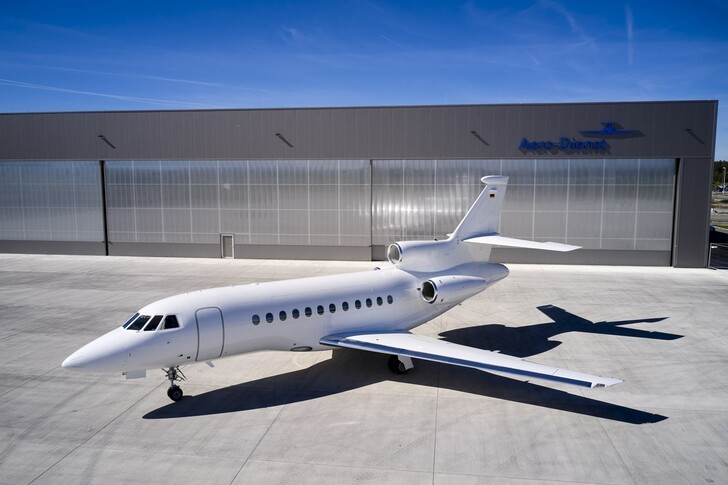 Dassault Falcon 900EX EASy Exterior