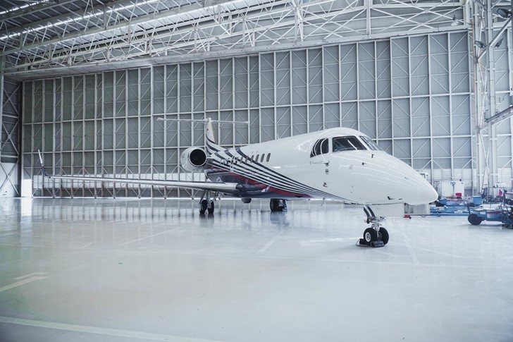 Embraer Legacy 650 In Hangar