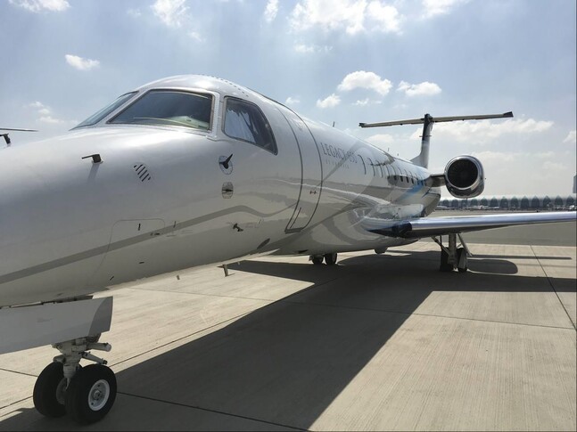 Embraer Legacy 650 Exterior