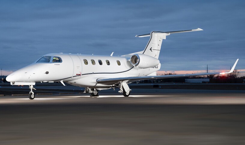 Embraer Phenom 300 Exterior
