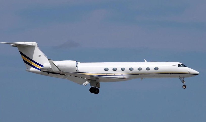 Gulfstream G550 In the sky
