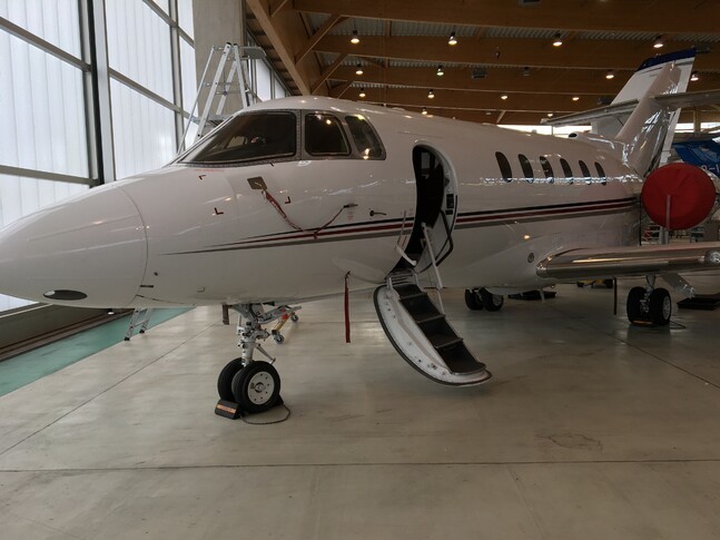Hawker 800XPi Exterior