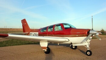 Beechcraft A33 Debonair Exterior