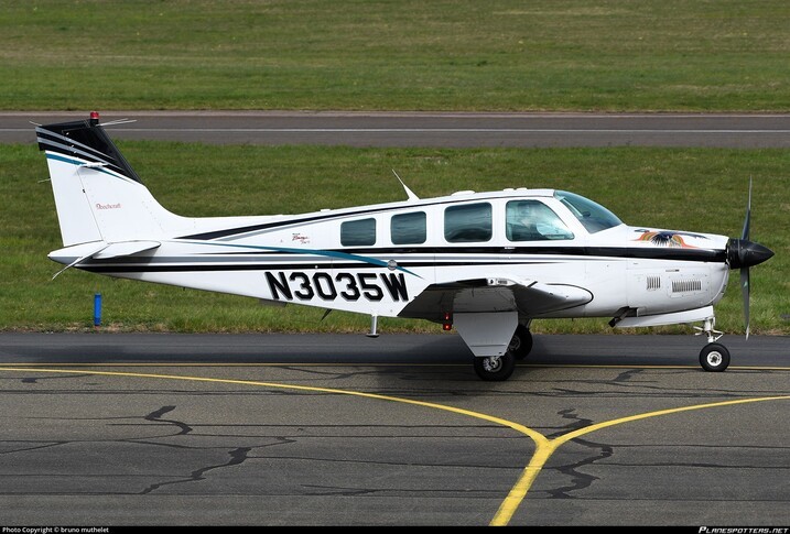 Beechcraft B36TC Bonanza Exterior