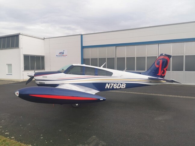 Beechcraft F33A Bonanza Exterior
