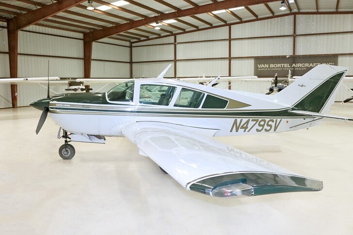 Bellanca Super Viking 17-30A Exterior