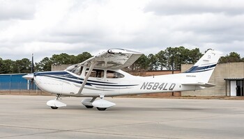 Cessna 182T Skylane Exterior