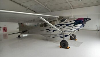 Cessna 185 Exterior