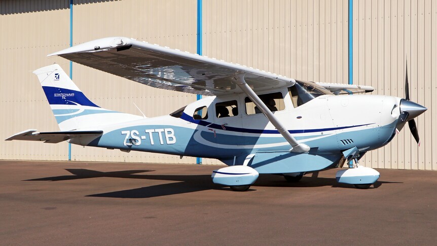 Cessna 206 Exterior
