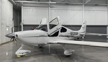 Cirrus SR22 G2 In Hangar