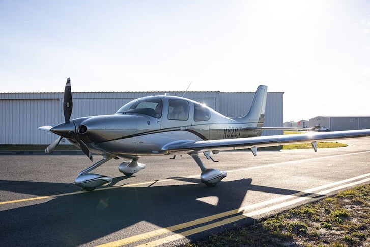 Cirrus SR22T G6 GTS Exterior