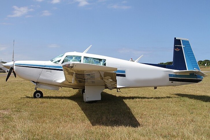 Mooney M20K 231 Exterior