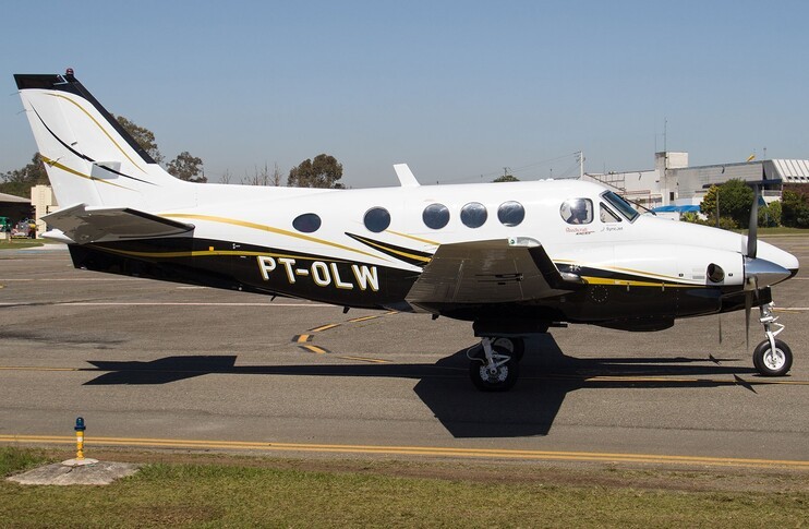 Beechcraft King Air C90 Exterior