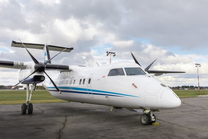 1985 de havilland dhc 8 102 exterior
