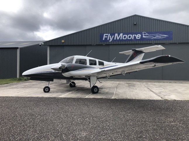 Beechcraft 76 Duchess Exterior