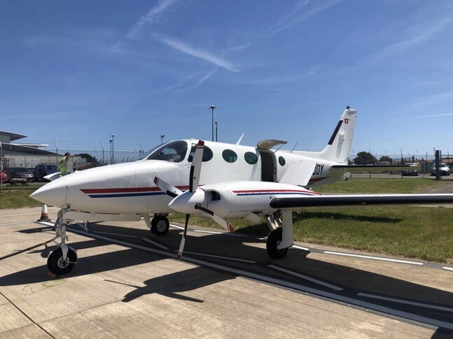 Cessna 335 Exterior