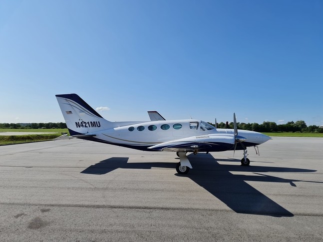 Cessna 421 Exterior