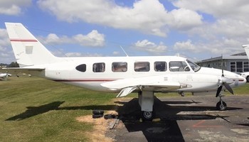 Piper Navajo