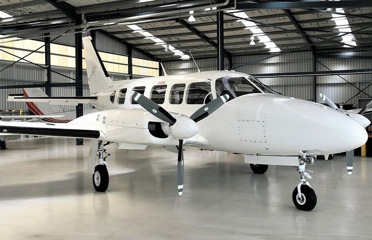 Piper Navajo Chieftain Exterior
