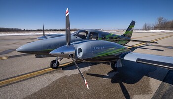 Piper Seneca V Exterior